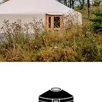 Luksusowy namiot Yurt In Be Bernartice