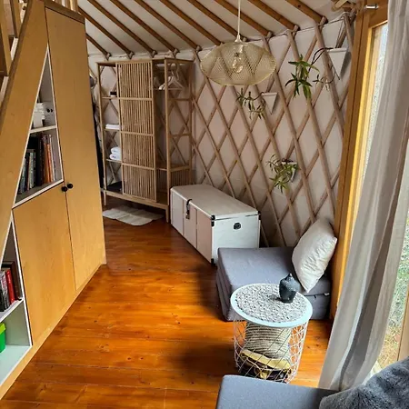 Luksusowy namiot Yurt In Be Bernartice Bernsdorf