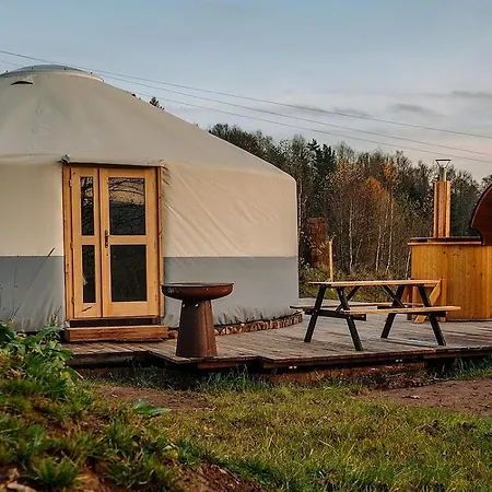 Yurt In Be Bernartice * Bernartice (Trutnov)