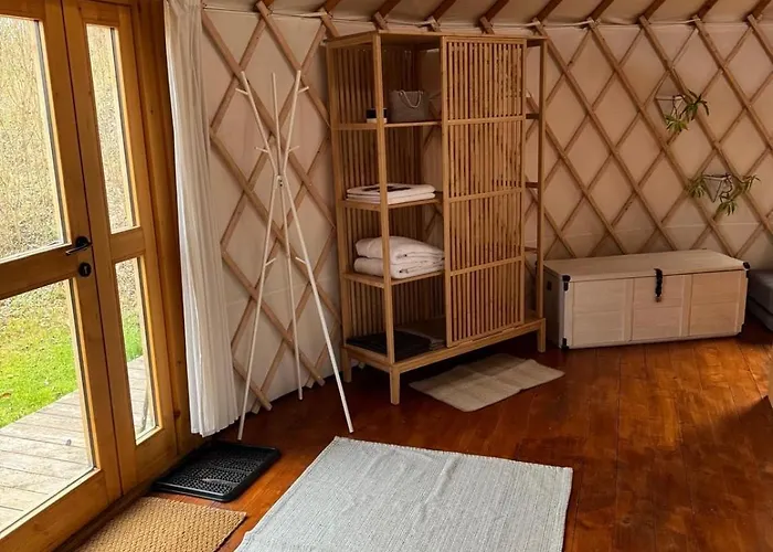 Yurt In Be Bernartice