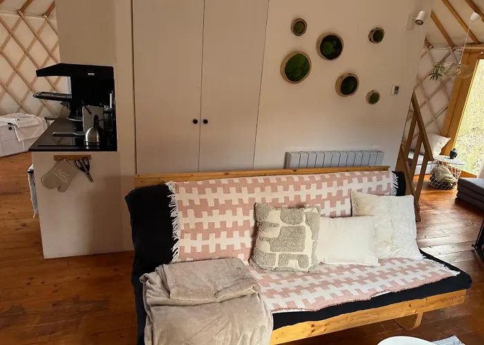 Yurt In Be Bernartice Οργανωμένο κάμπινγκ Bernsdorf