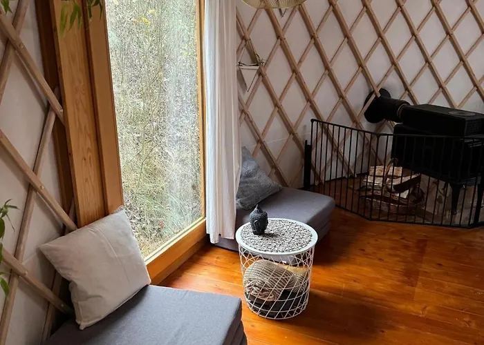 Yurt In Be Bernartice *